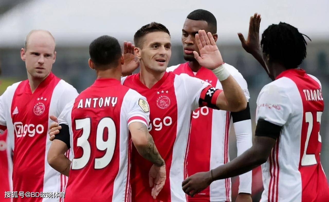 连续首发 连续首发