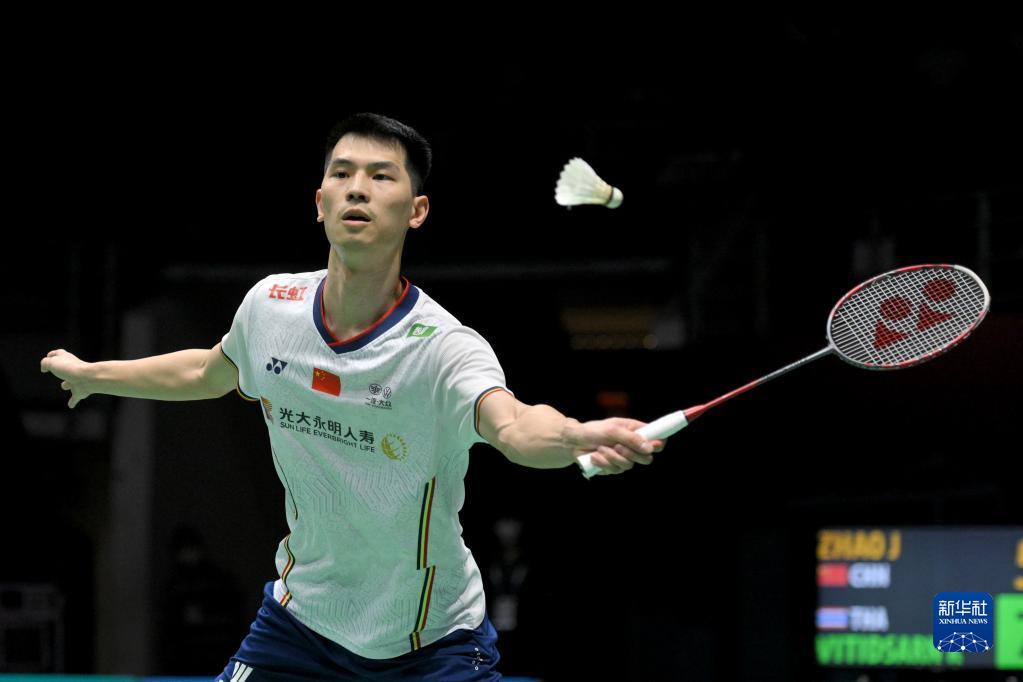 引人注目的 引人注目的