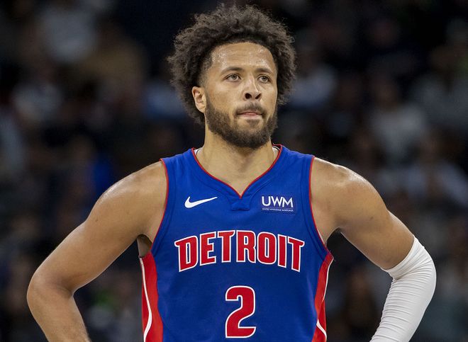 换队了还来！东契奇&大莫去年已经见证过半场三分压哨绝杀了~.