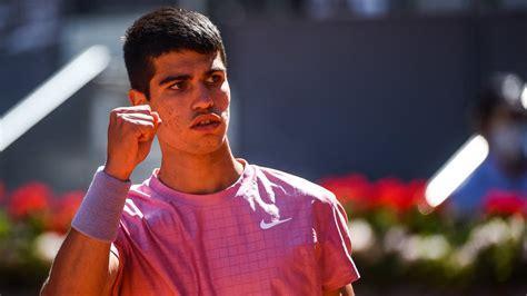 88天复出遭重创！排名跌至24，郑钦文肘伤藏隐患，奥运卫冕梦要碎